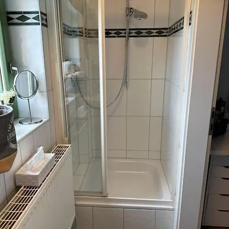 Charmantes In Ot Langebrück * Dresden